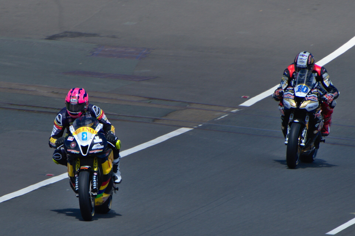 Vmax Tour 2019 au TT à l'île de Man R-DSC8619