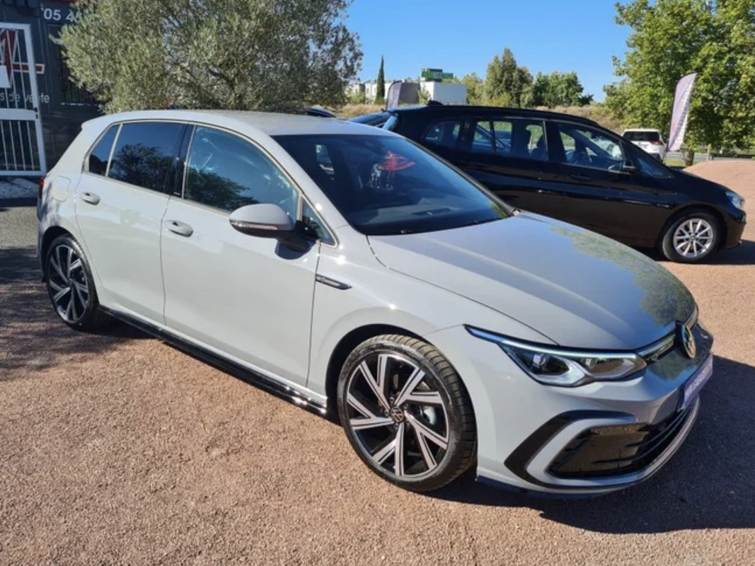 C9DC2BFC-4D12-4977-AA21-05B4099157E5