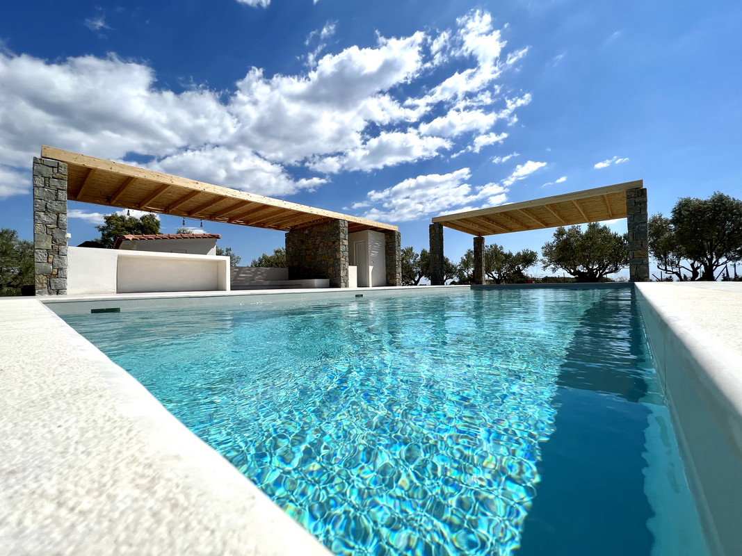 0ABC410E-9B58-4D3D-B886-8BBC01D298F1