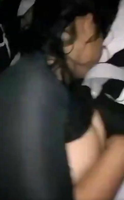 Di Paksa Dua Cowok Pas Mabuk