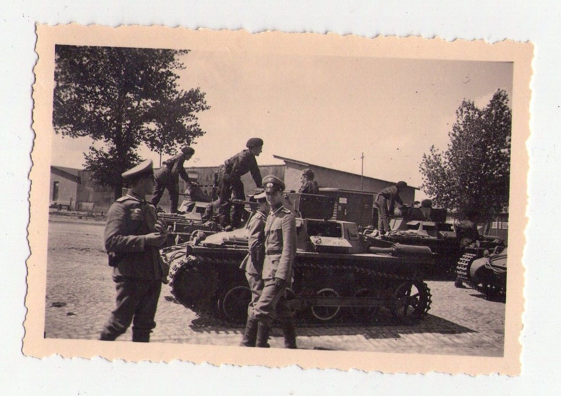 Panzer 1,Panzerwagen,2Mann Panzer