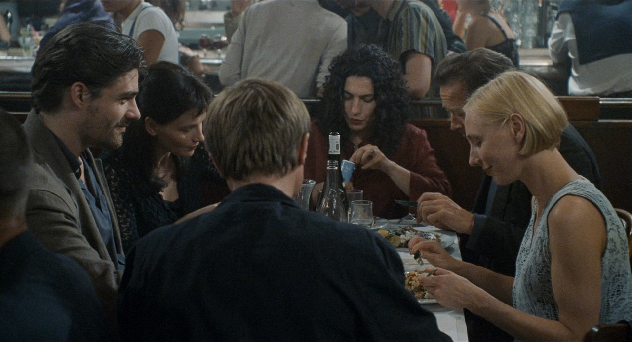 Code Unknown 2000 Criterion.mkv_snapshot_00.45.12_[2018.01.01_20