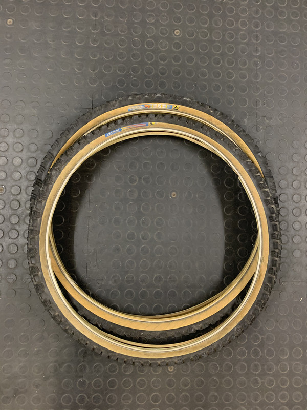 F2A4F5E8-7C53-4A9F-81FC-049909CE93FD