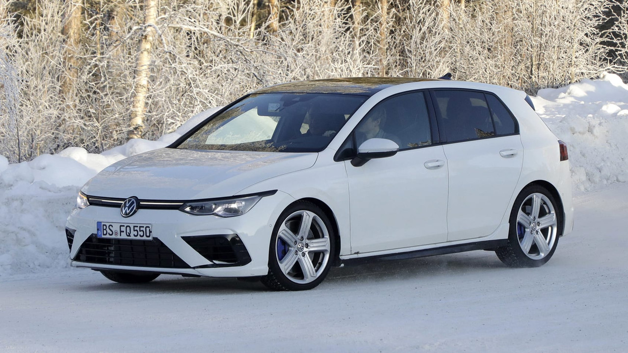 E7A01B48-F7D5-42F7-98F3-6ABB0794361C