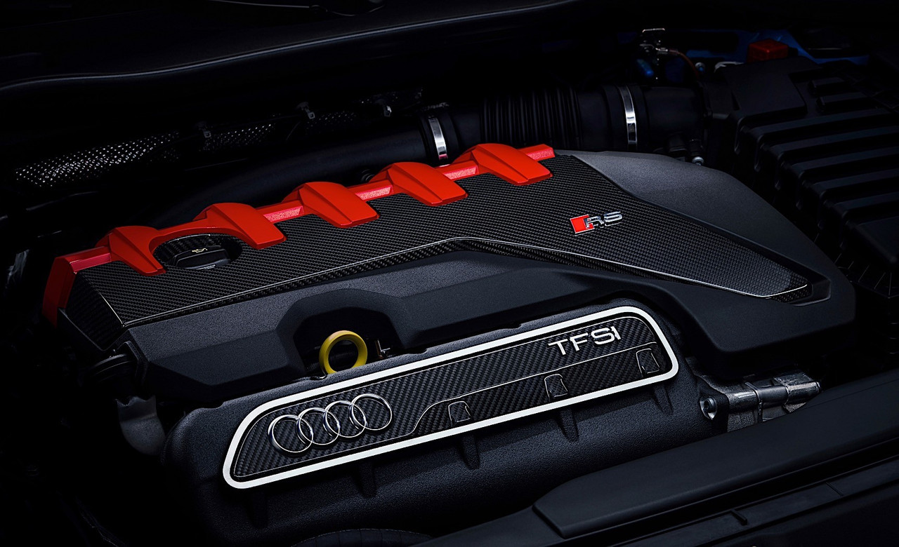 Audi TT RS Coupé & Audi TT RS Roadster (18)