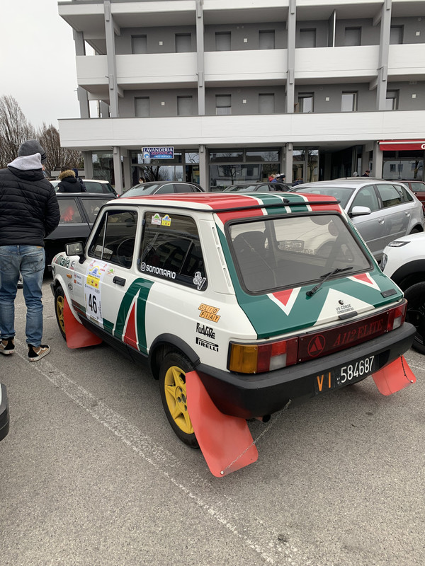 9AC07FCD-3E45-4790-9593-573B9A0BB820