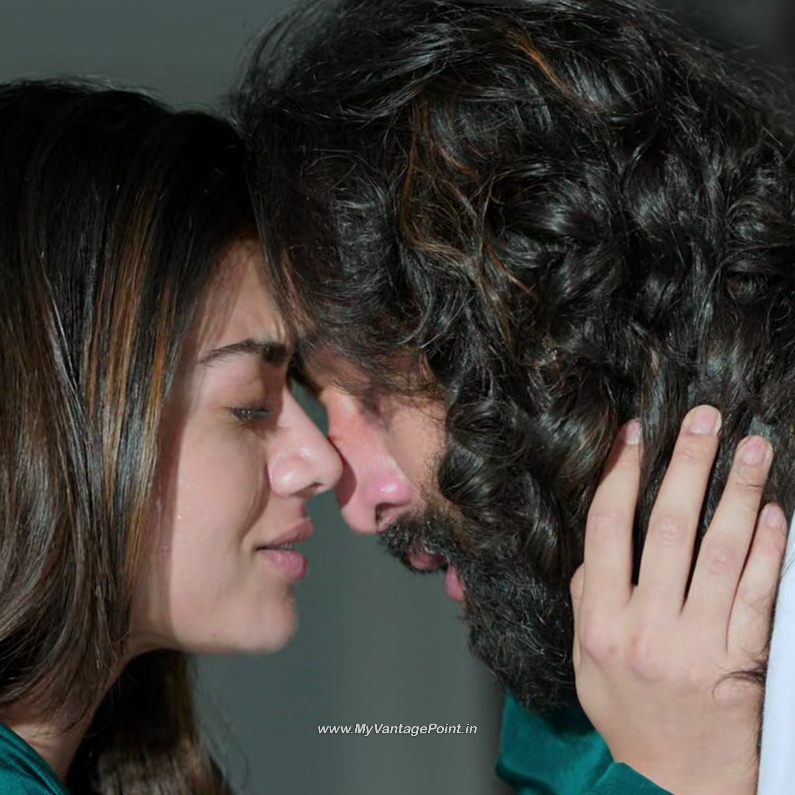 67-Rashmika-Mandanna-Hot-in-Animal-Movie-with-Ranbir-Kapoor