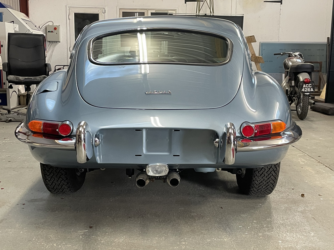 21E5A656-2161-408C-AFF3-5783909ACB81