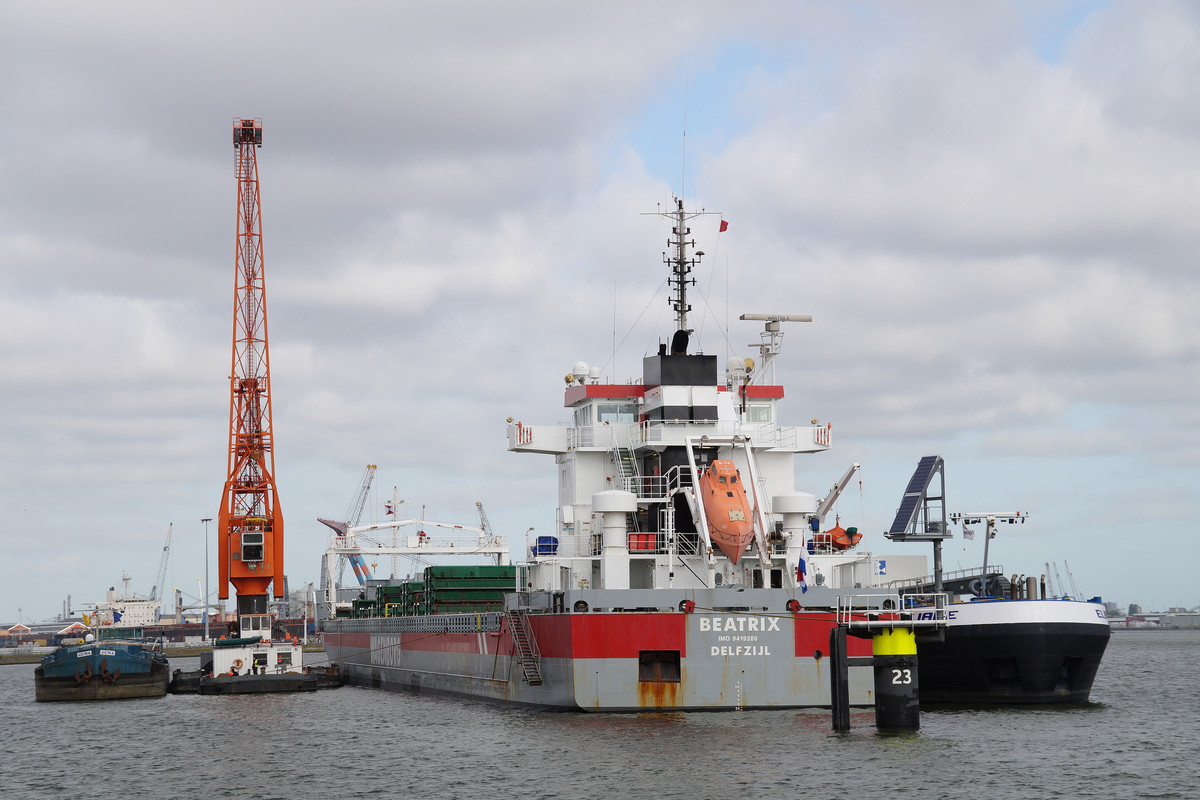 Beatrix '09(1) 8911gt Imo 9419280 cs.PBTQ NLD 21-05-2022 Waalhaven Rotterdam©KoosGoudriaan