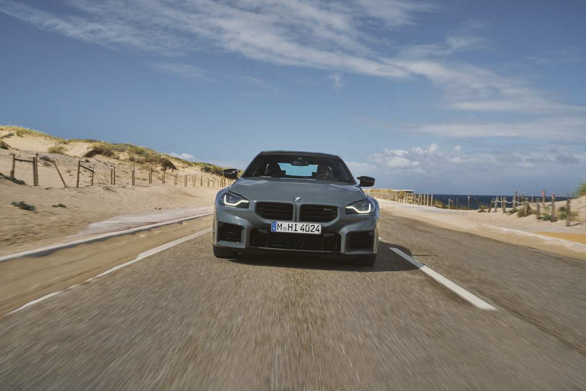 P90553484_highRes_der-neue-bmw-m2-06-2
