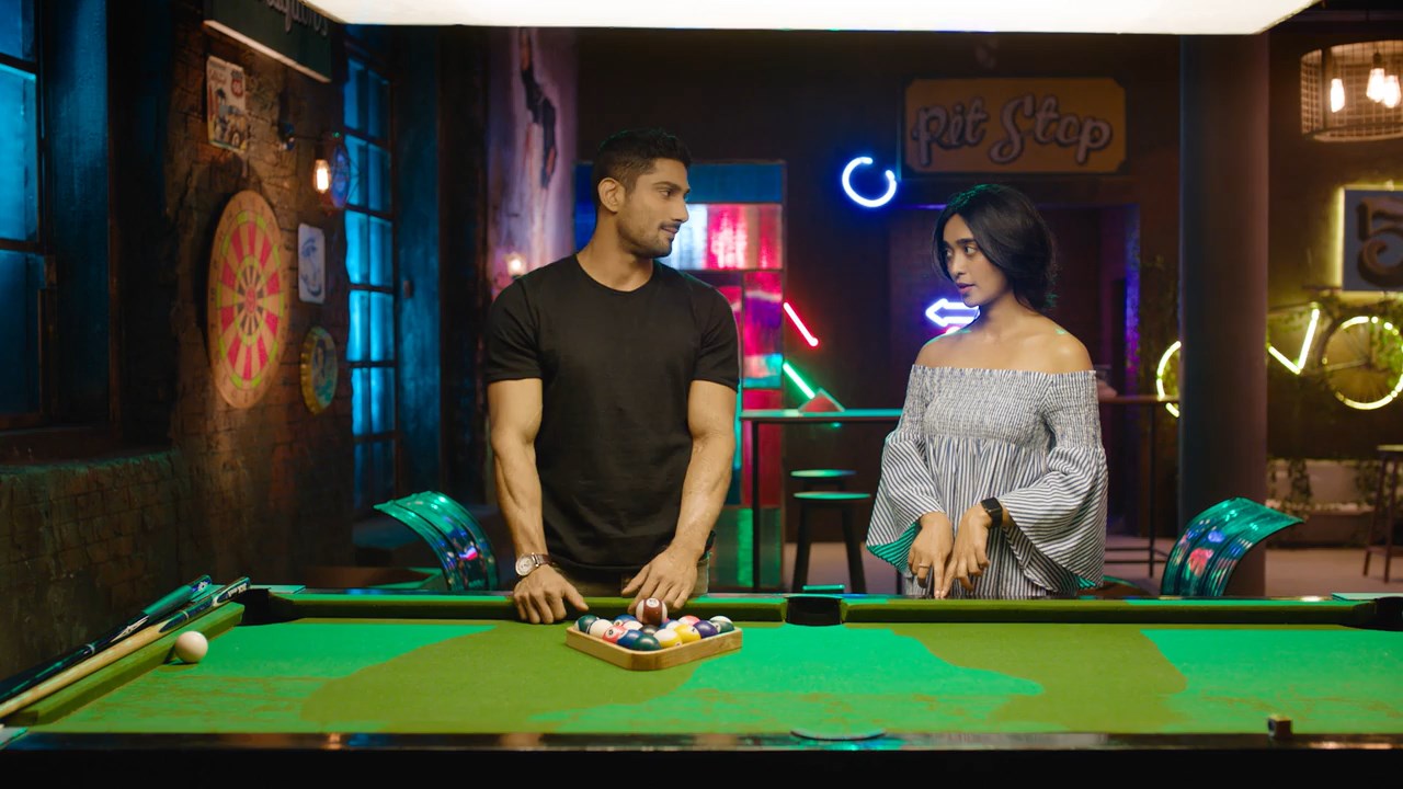 Four More Shots Please! (2019) WebRip Season 1 [Hindi + Tamil + Telugu + Malayalam + Kannada] 480p 720p ESub Screenshot