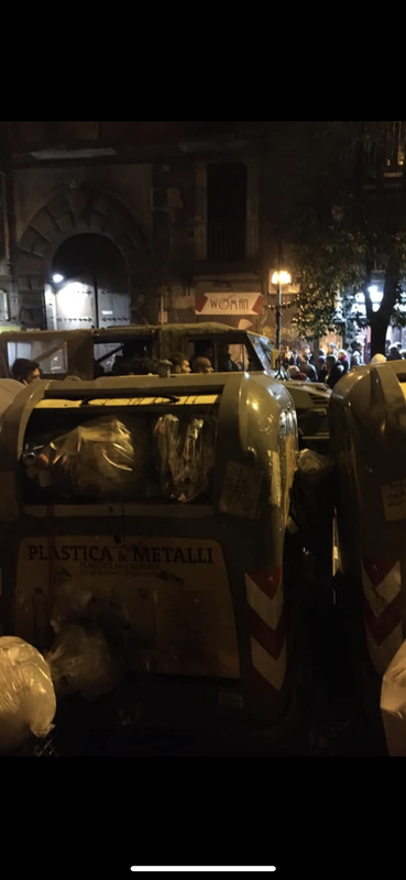 E916F7B2-FF39-438F-B44E-243D438B4F53