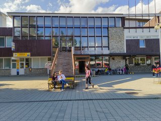 railway station