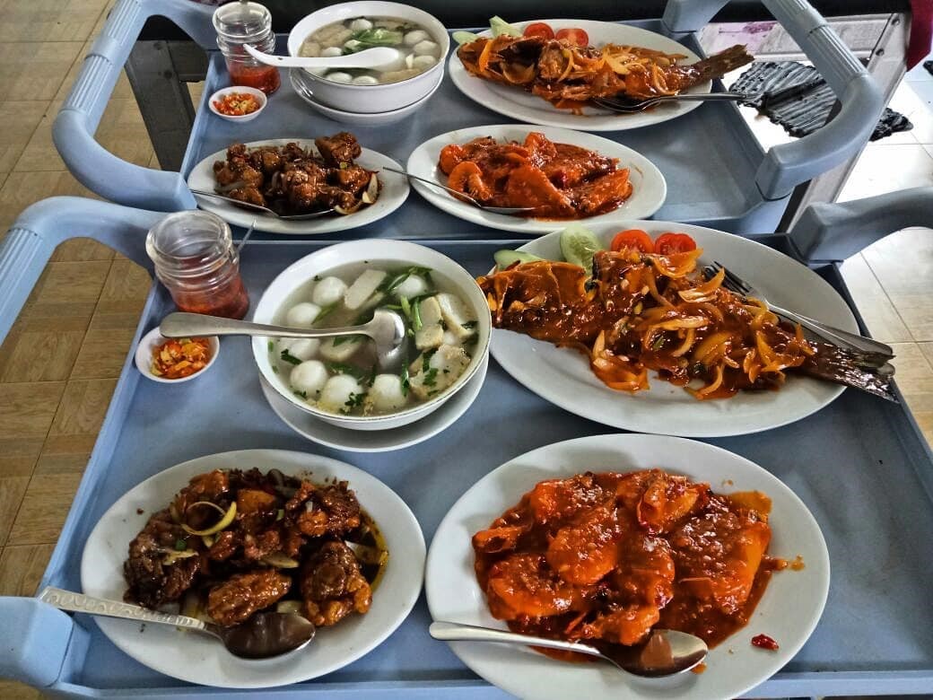 restoran makan laut untuk pengemar seafood