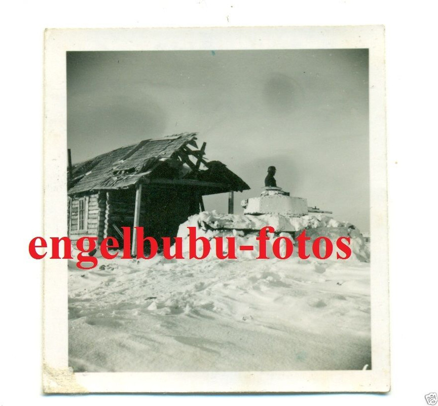 FOTO - BEUTE-PANZER - Russ. KW I mit weißer SCHN