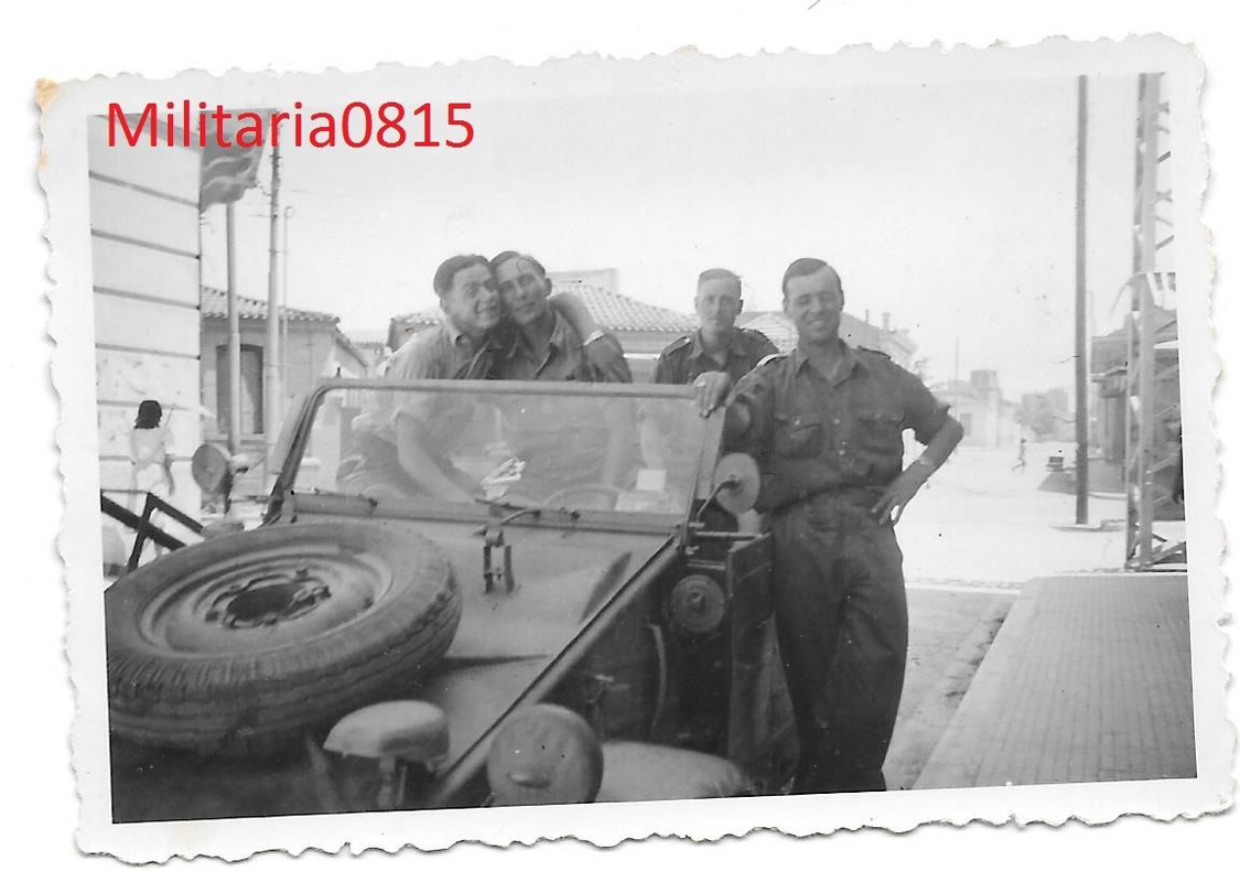 Foto August 1944 Athen Südfront VW Kübelwagen VW
