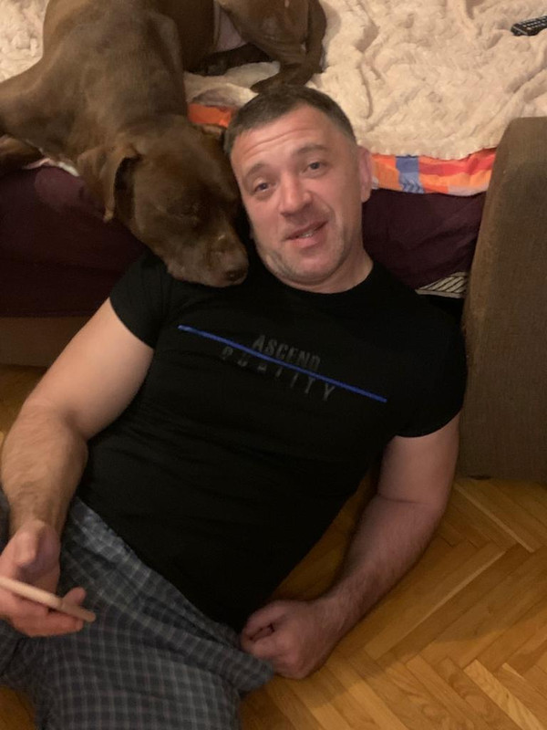 6123C024-9AF2-4DF5-A708-CD1CA9CA1542