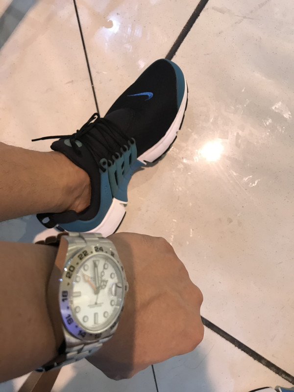 092E4933-E056-46E4-A5A4-F9FEAE911325