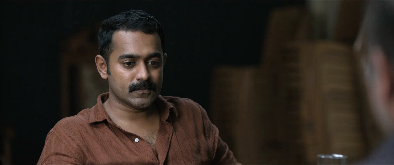 Rekhachithram 2025 WebRip [Hindi + Tamil + Telugu + Malayalam + Kannada] 480p, 720p, 1080p ESub Screenshot