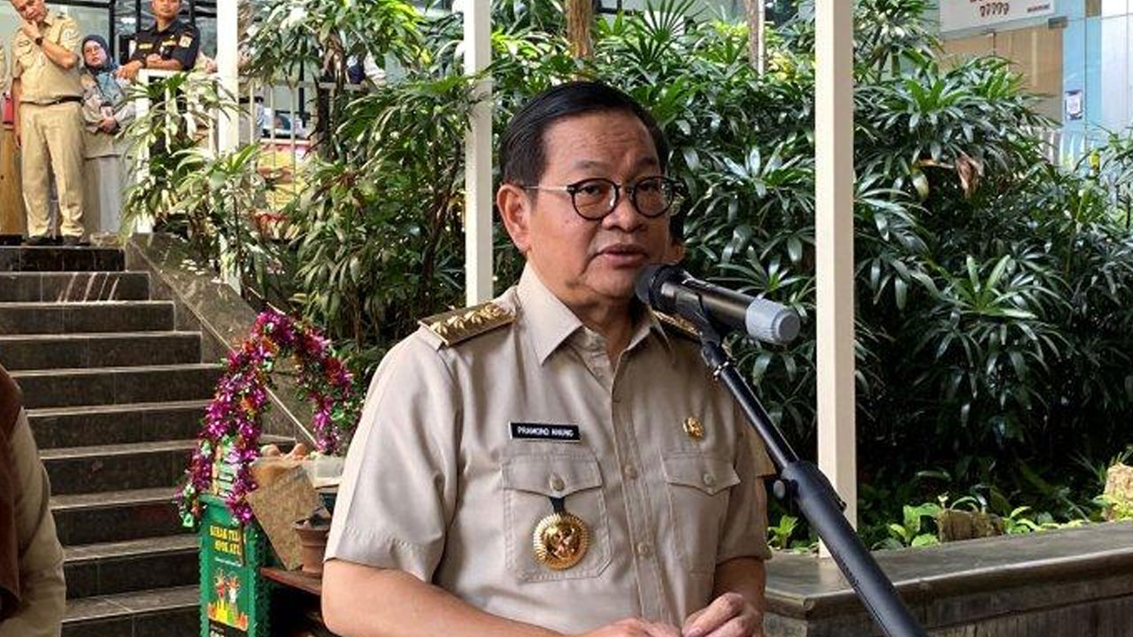 Pramono Anung Bakal Usir ASN yang Nekat Bawa Kendaraan ke Kantor!