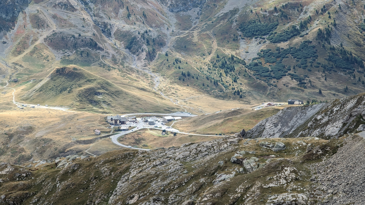 Route des grandes alpes en 718 spyder J1-descente-galibier-5