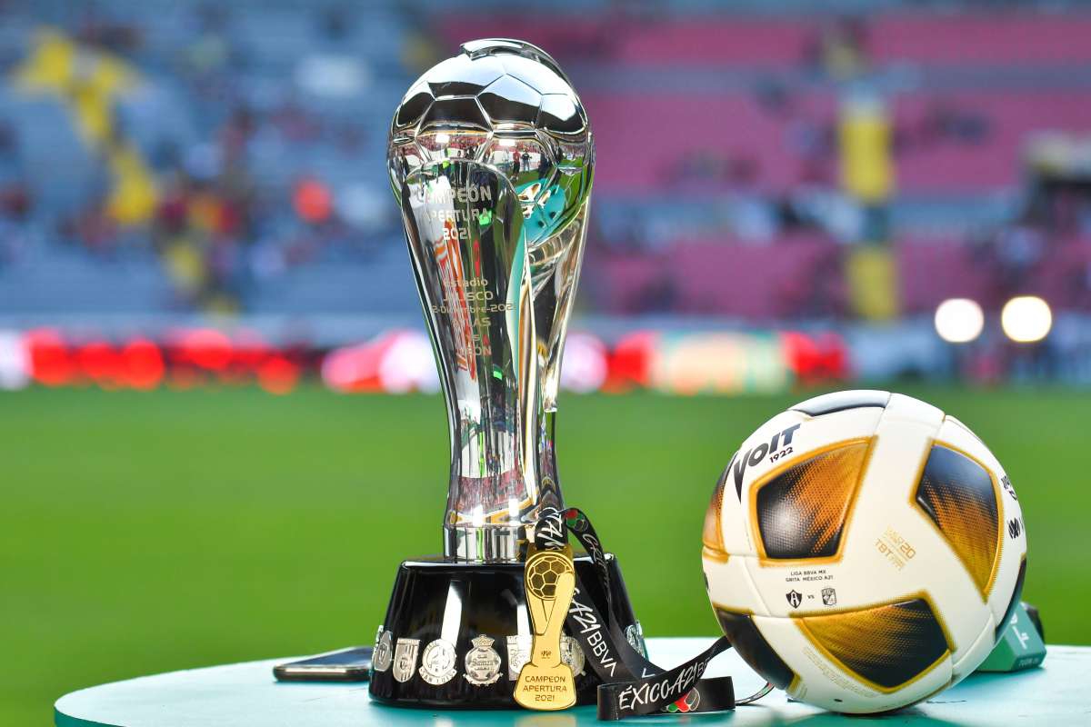 Enfrentamiento entre aficionados en el Estadio Hidalgo deja 7 detenidos