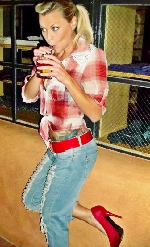 ba1bd2625aa0e98e2e47f41a1ef3e70e