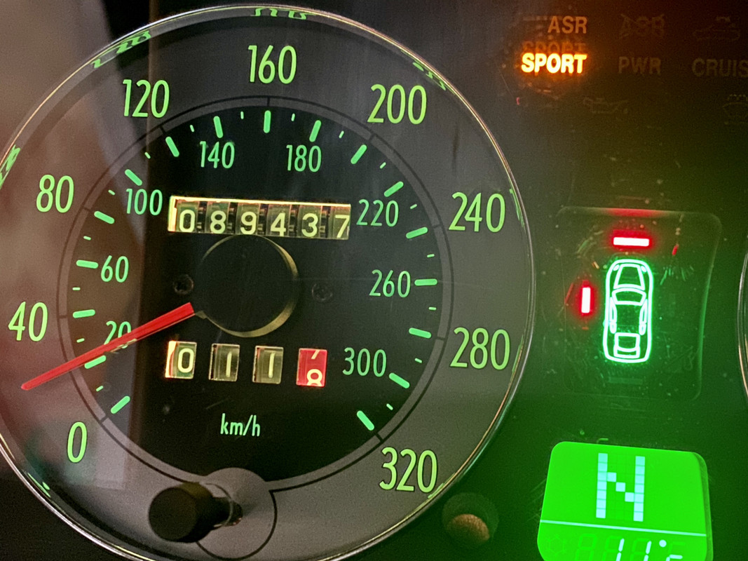 4DCC8740-6C3F-470B-B1D2-E31BA4362C83