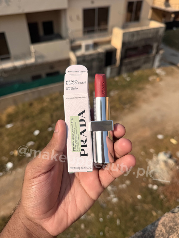 Prada Lipstick Shade # B107 3.8 g - image 2