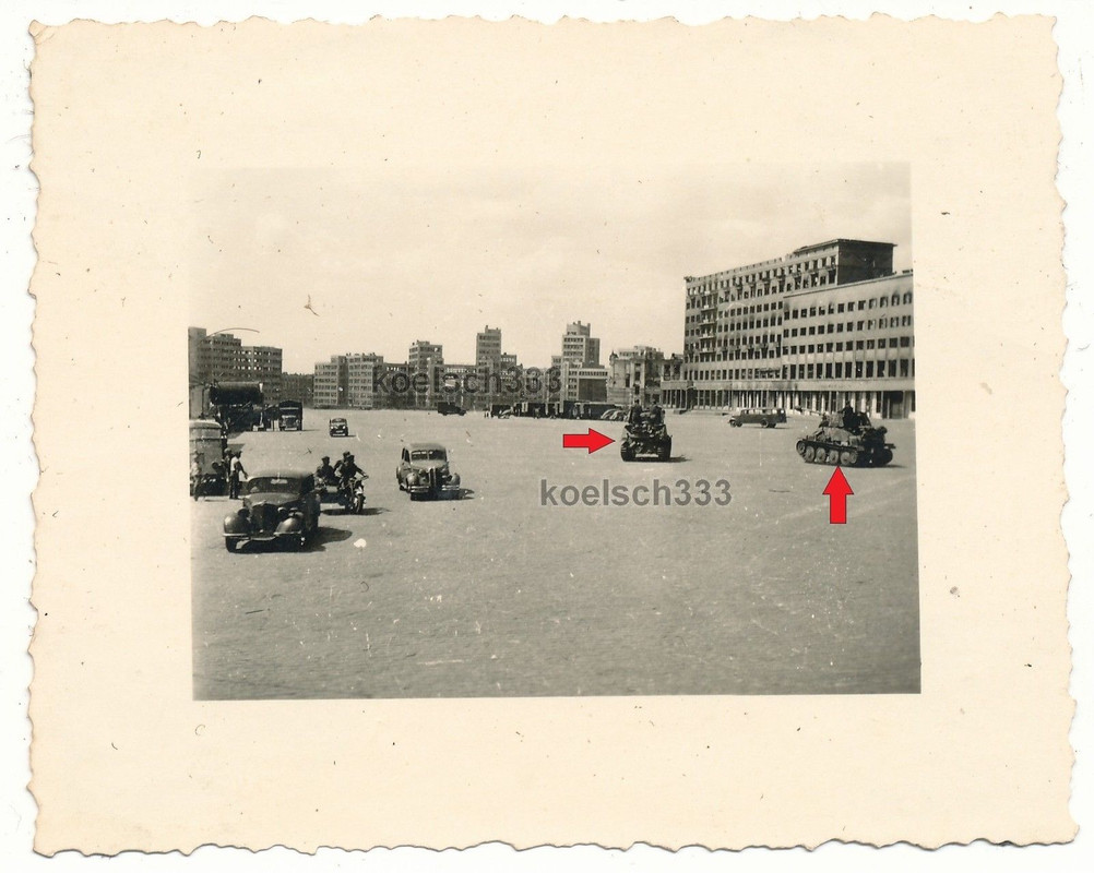 Foto Charkow 1943 Panzerjäger Marder Panzer Rena