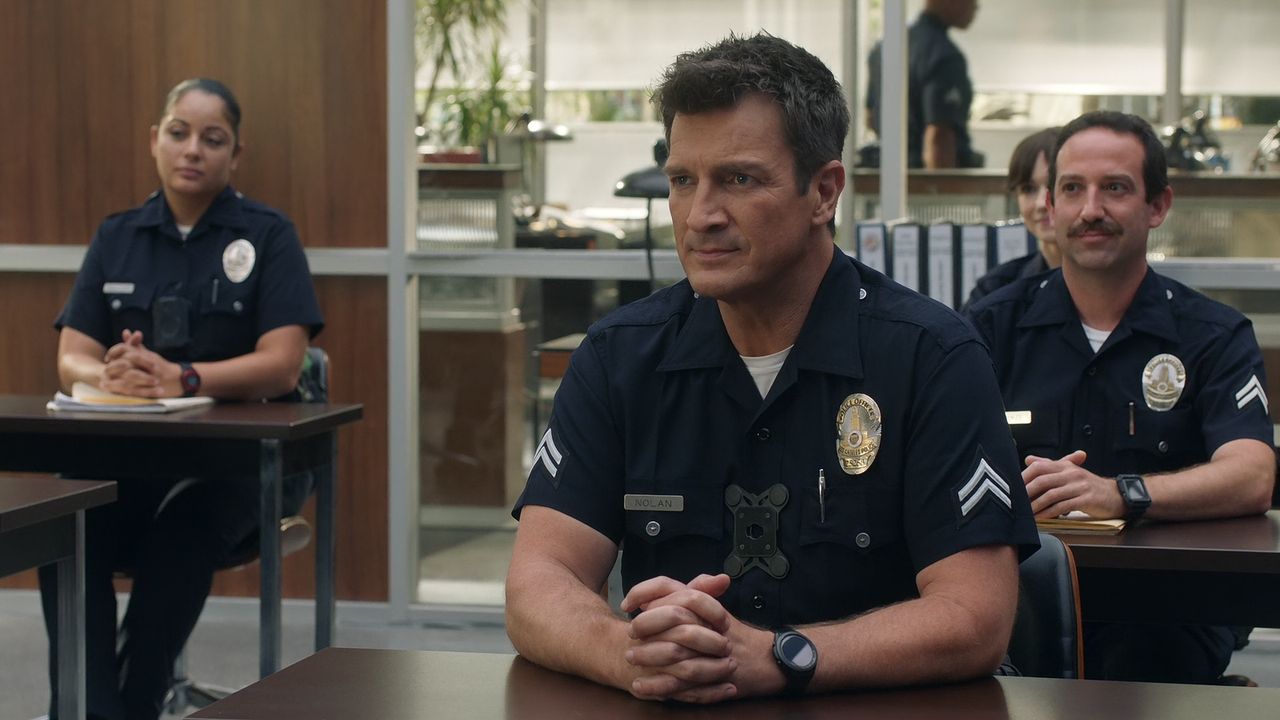 The.Rookie.S05E03.Dye.Hard.1080p.10bit.AMZN.WEB-DL.DDP5.1.HEVC-Vyndros.mkv_snapshot_05.21_[2022.10.1