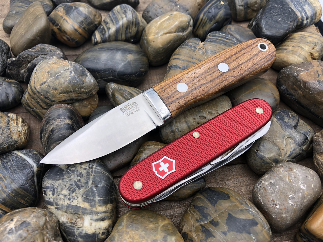 7B6CB6BB-93D8-4606-B957-42534F09D370