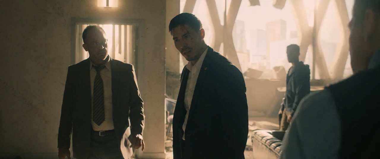 Safe House 2025 BluRay [Hindi + English] 480p 720p ESub Screenshot