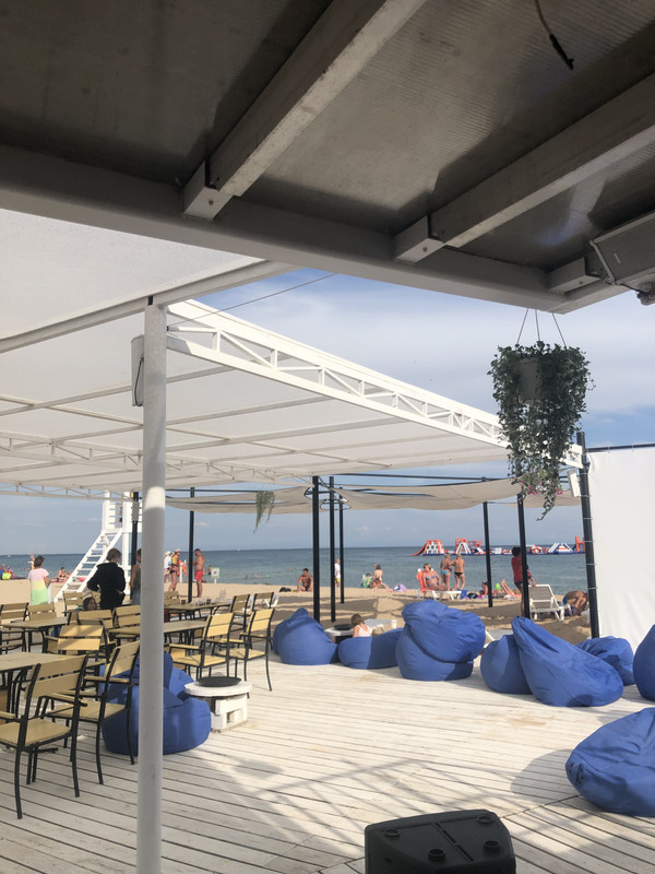 4A0A7FC8-F9FC-4E9D-AF7A-66D169B65B6B