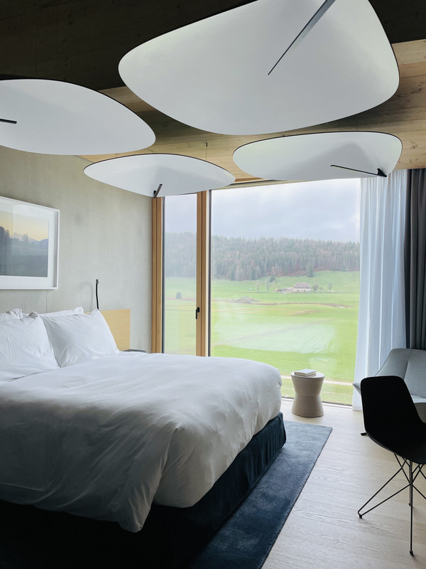 1BCCFCC6-648A-424B-A48E-90F756FD8867