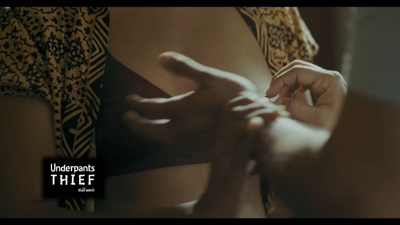 Hot nipple scene from underpant thief.mkv_snapshot_00.45.406