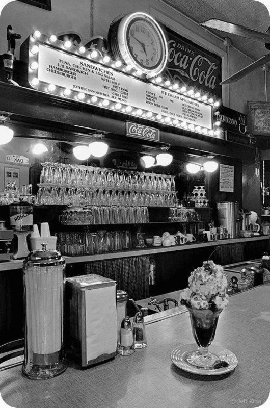 B-W-diner.jpg