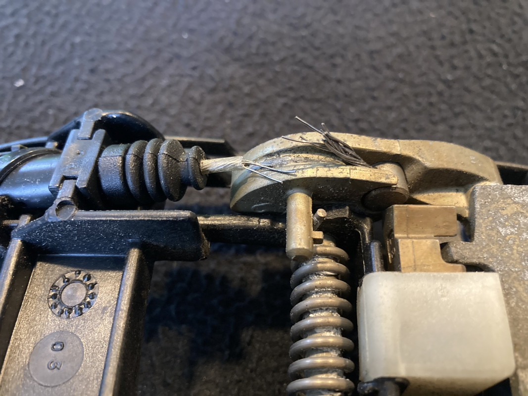 407F6772-645E-49CD-9A41-8C0308D5AD77