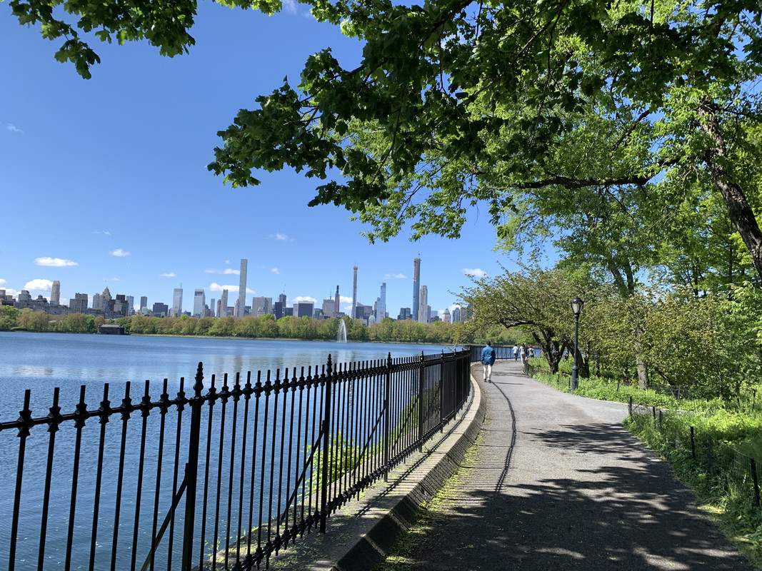 15A2F5E9-1E0F-4FD6-AB83-FAAC1ABFD038