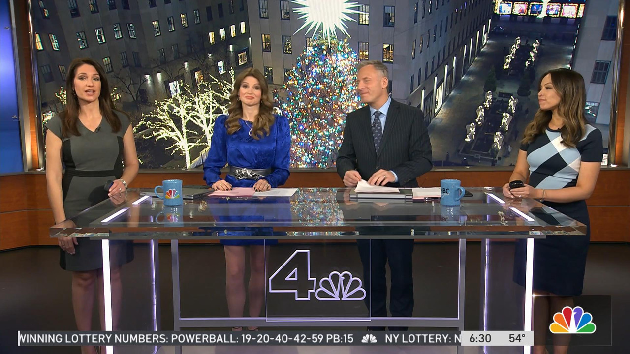 12.16 - 10.00.00 - Today in New York. Newsmagazine program offers a m....ts_snapshot_33.23_[2021.12.