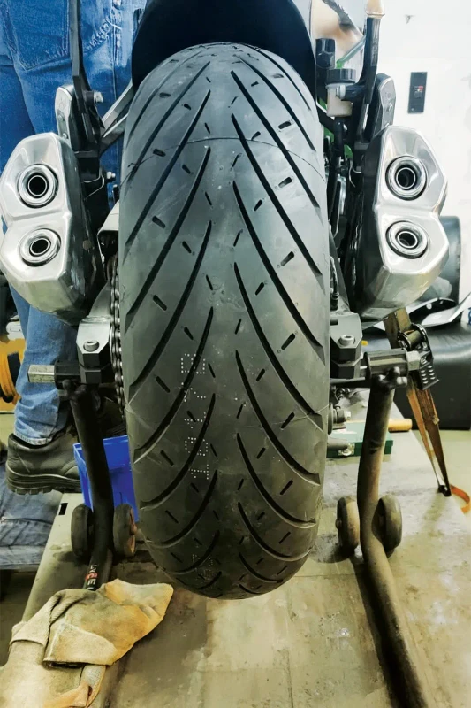 Tyre fitment image