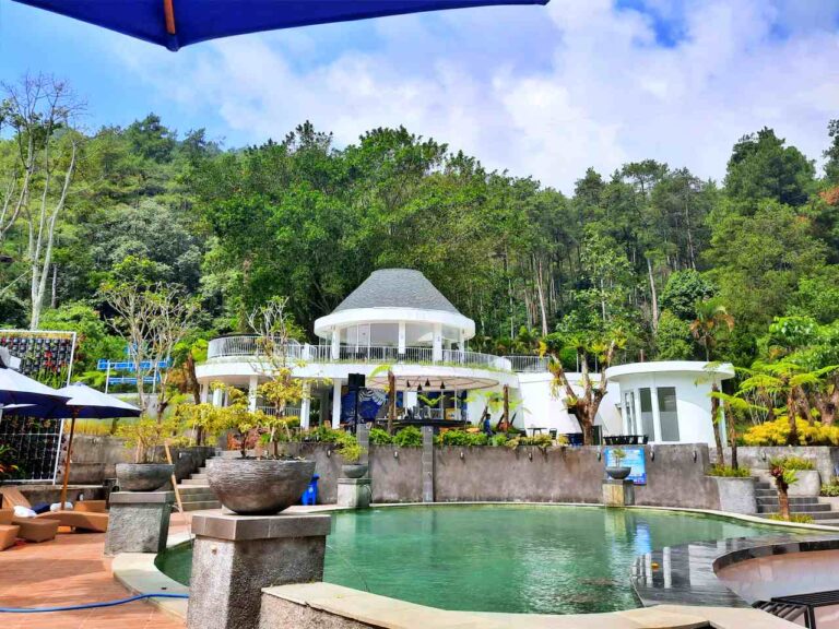 Songgoriti-Hotspring-Batu-768x576