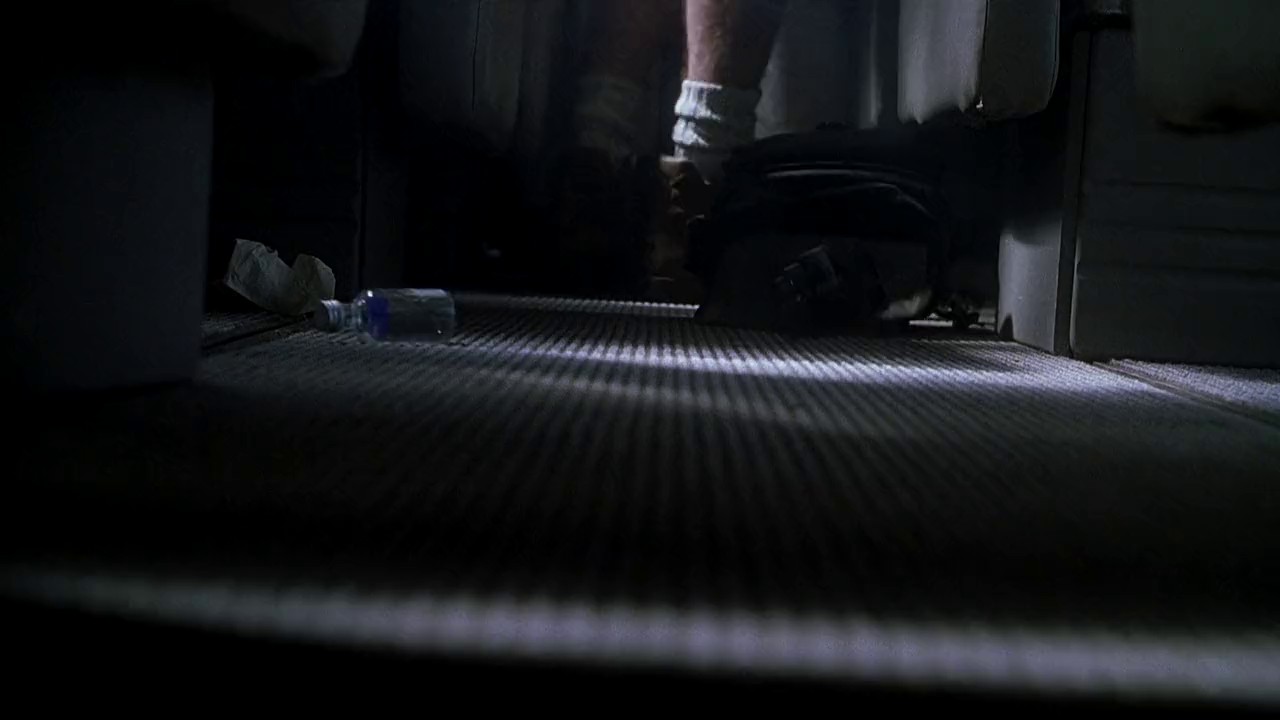 Jurassic-Park-III-2001-Hindi-English-Blu-Ray-720p-x264-AVC-AAC-6ch-ESub-mkv-0001