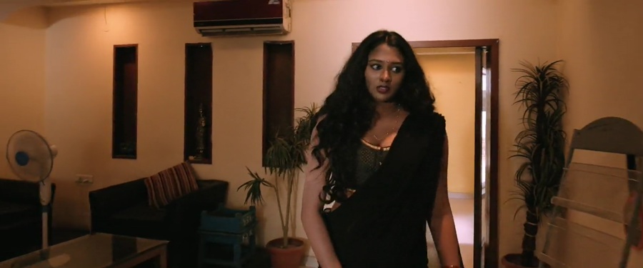 A Journey to Kasi 2023 WebRip [Telugu] 480p, 720p ESub Screenshot