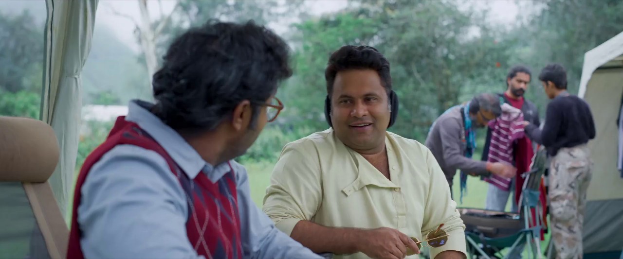 Varshangalkku-Shesham-2024-Tel-Hin-Kan-WEBRip-1080p-x264-AVC-EAC3-6ch-ESub-mkv-0006