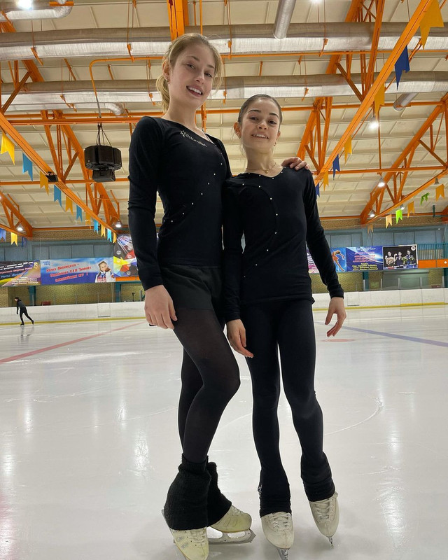 Aliona-Adeliya.jpg