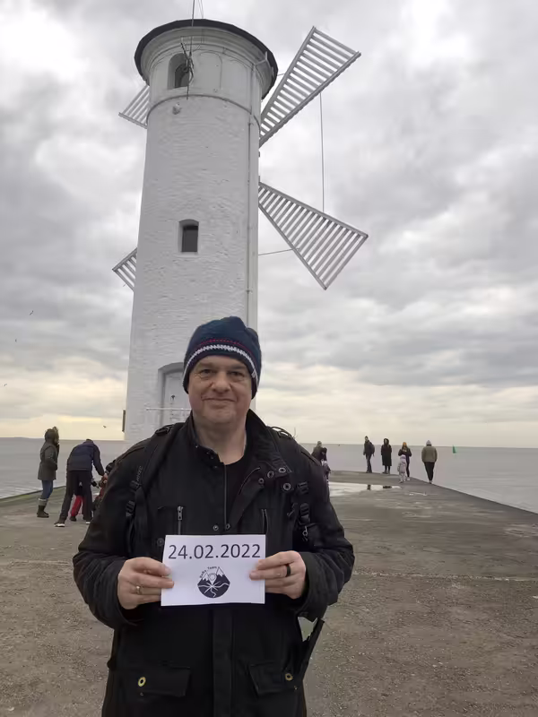 5695879B-08B3-45B4-810A-3ED433506E6E