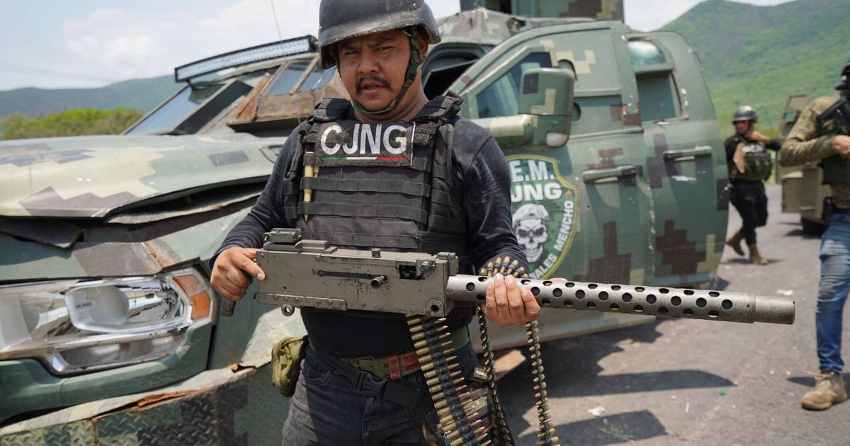 CJNG se enfrenta contra el Ejército en Michoacán, Zacatecas y Colima