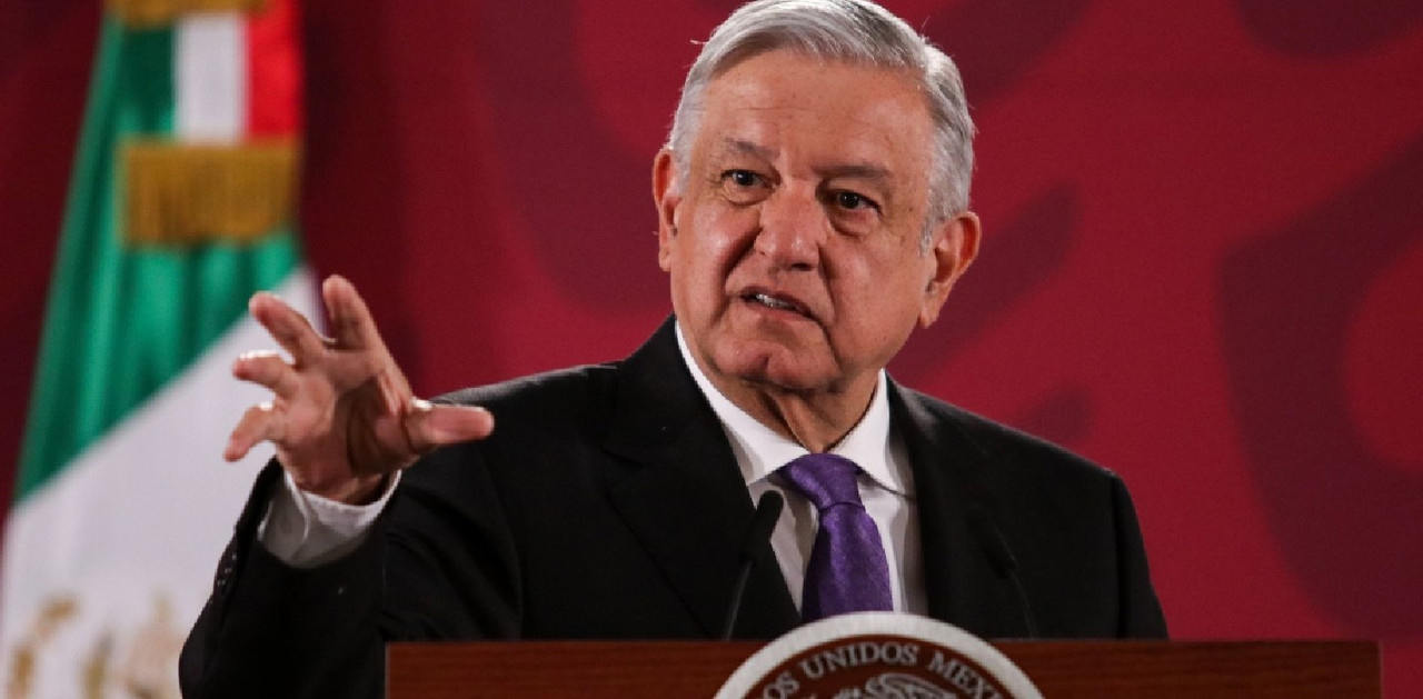 AMLO confronta críticas por la llegada de médicos cubanos a México 