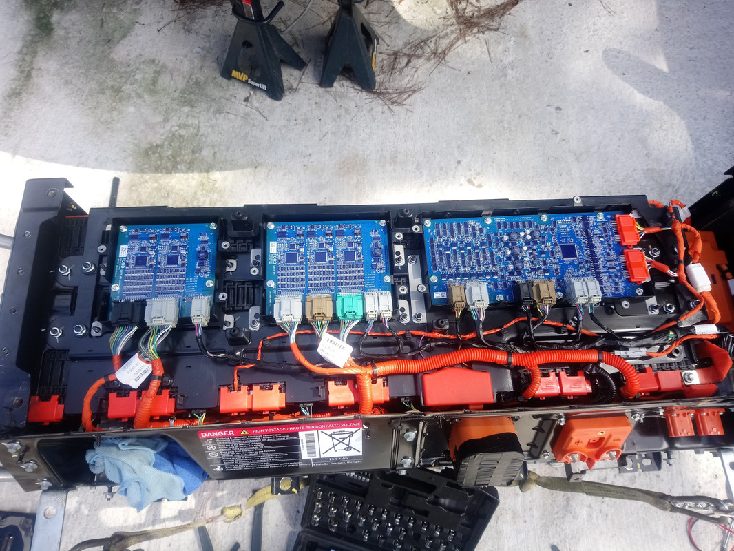 6AAFD673-6063-487A-B6E2-BB1579C9B8BC